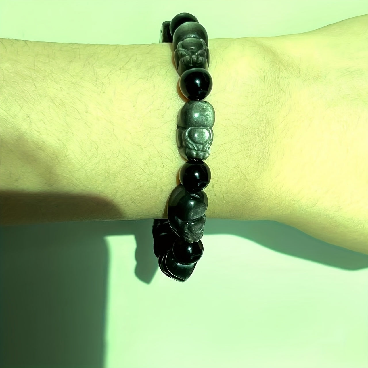 Natural Silver Obsidian Pi Xiu with Beads Bracelet，Mature Style，Animal Details，Wealth Attraction，Unisex High-End Jewelry，Single Circle Couple Gift，No Electricity Required