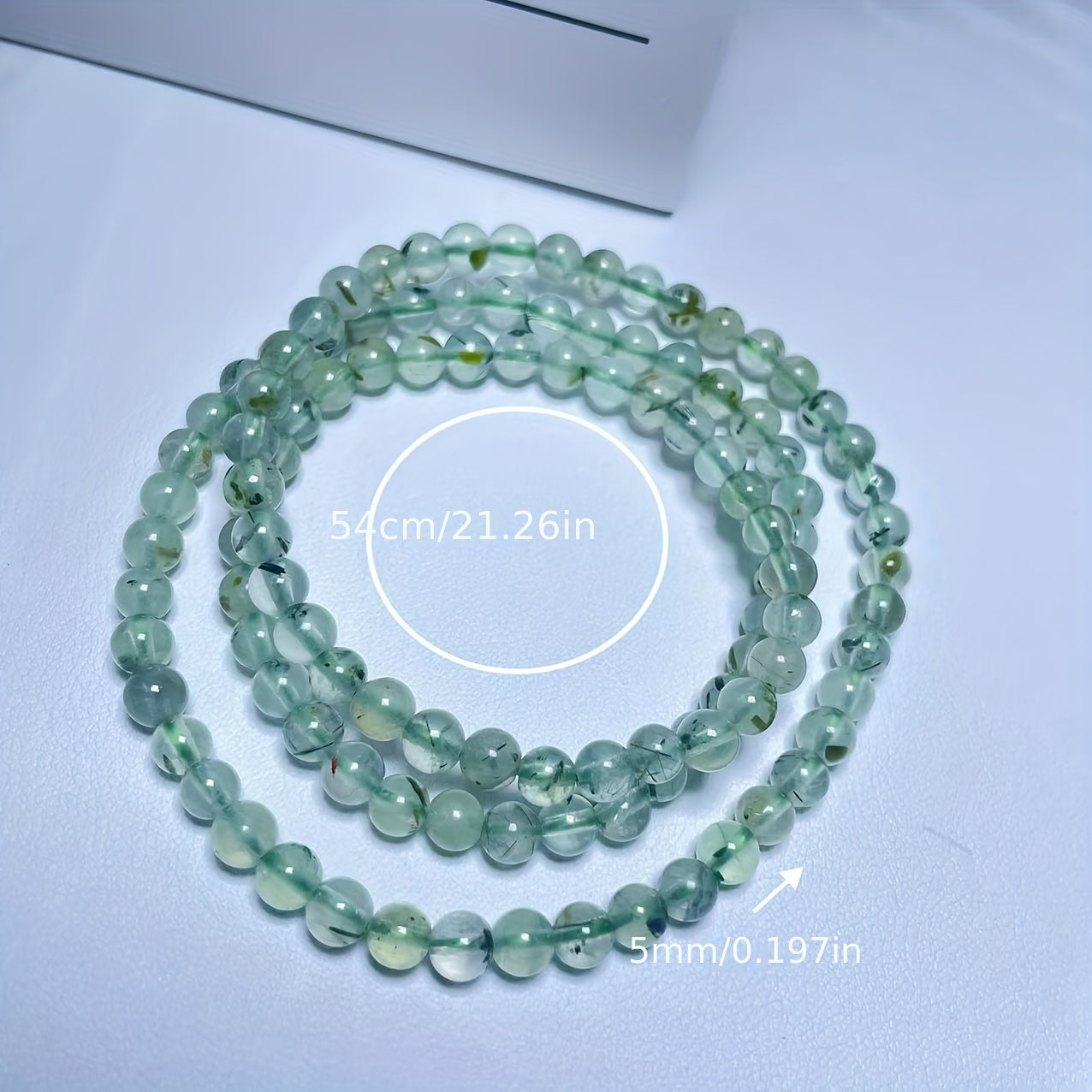 Women's Elegant Multi-Layer Natural Prehnite Bracelet - 5mm Three Rings Crystal Beads，Suitable for Casual Wear and Special Occasions