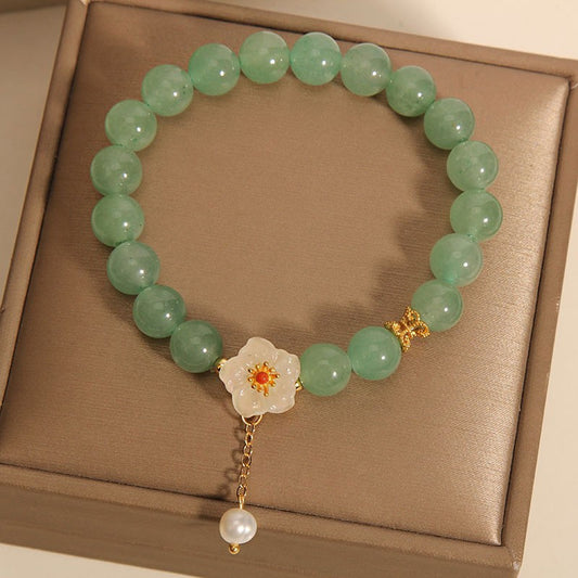 Elegant and Sexy Natural Stone Bracelet，with Flower Pendant and Stylish Natural Stone Bracelet，Suitable as a Perfect Gift for Family and Friends，Suitable for Daily Wear。