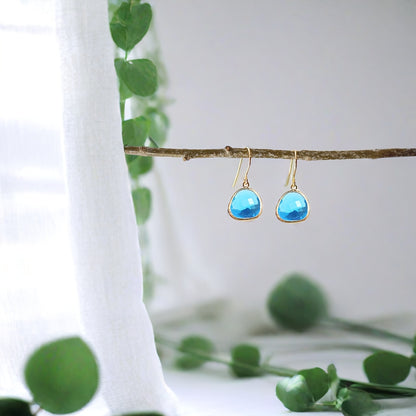 a Pair14K Gold-Plated Aquamarine Pendant Earrings，Glass Mosaic，Copper，Country Party Style，Suitable for Christmas、Wedding、Bridesmaid and Birthday Gift，Jewelry Suitable for All Seasons