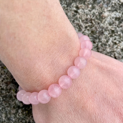 VAVICORE Natural Rose Quartz Beads String - Bohemi Refined Stone Elastic Bracelet，Suitable for Gifts and Parties，Attract Soul Mate - No Coating，Handmade Yoga Jewelry Gift for Ladies（1Pieces）