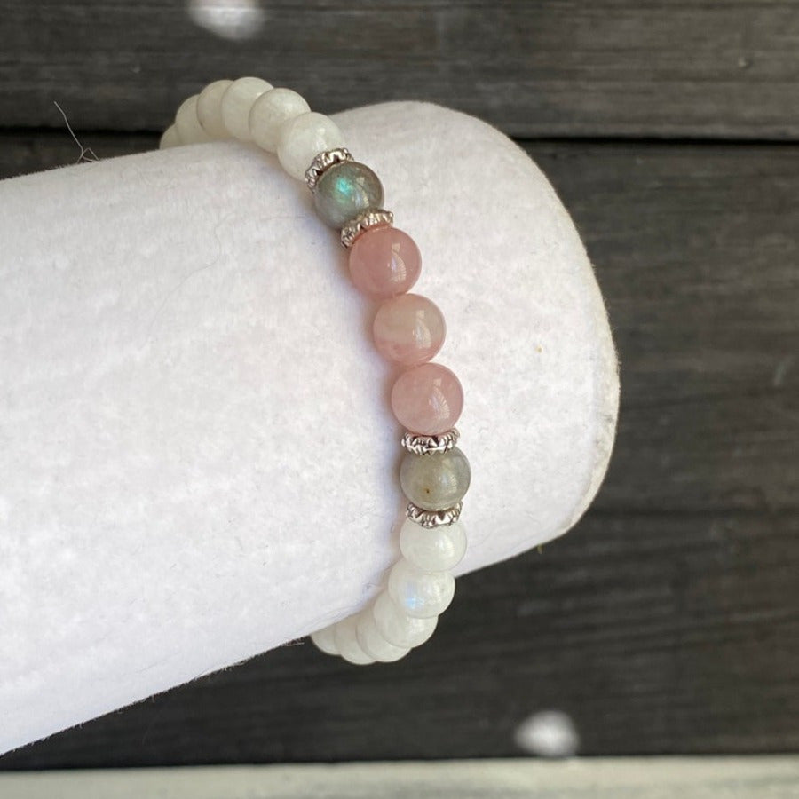 Elegant Natural Pink Roses Quartz Moonstone White Porcelain Beads Bracelet，Non-Coated Rock Crystal Decoration，Suitable for Daily Wear and Wedding，Suitable for All Seasons，Ideal Christmas Gift