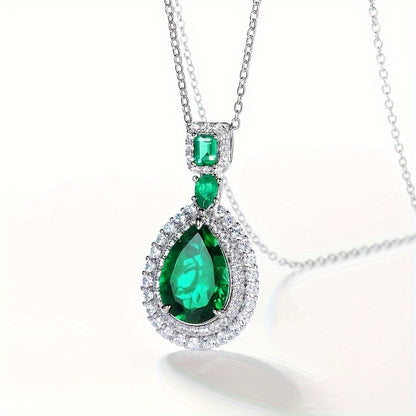 Elegant3.58Carat Laboratory Cultivation Emerald Pendant Necklace，925Sterling Silver，18K Gold Coating，with Moissanite Embellishment，Suitable for Daily Wear and Special Occasions，Thanksgiving Gift