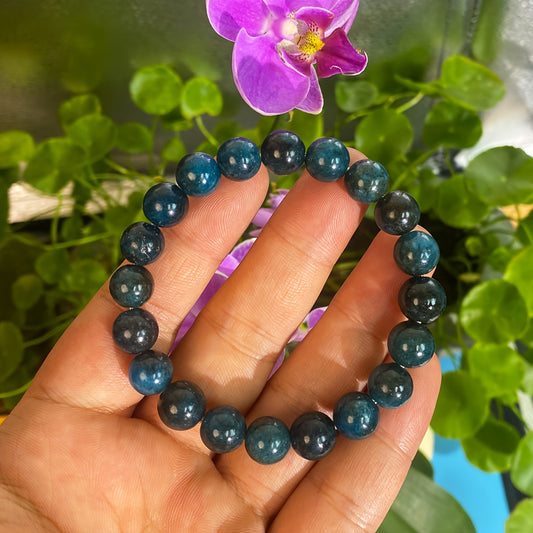 1 Pieces/Bohemian Style 10 mm Blue Phosphate Handmade Beaded Stretch Bracelet for Men Women Daily Wear Keep Motivation Inspiration and Ambition Jewelry Family Christmas Blessing Gift [Natural Stone Color Random]