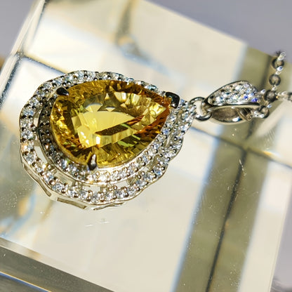 Elegant6Carat Citrine Pendant Necklace，S925Sterling Silver Material - Perfect Gift for Birthday and Special Occasions，Simple and Exquisite Design，Suitable for Daily Wear