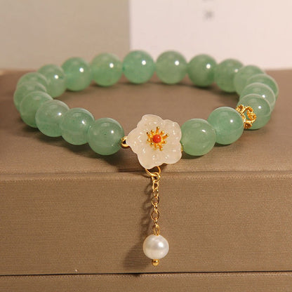 Elegant and Sexy Natural Stone Bracelet，with Flower Pendant and Stylish Natural Stone Bracelet，Suitable as a Perfect Gift for Family and Friends，Suitable for Daily Wear。