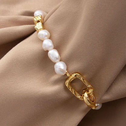 Chic Bracelet，14k Gold Plating，Made of Freshwater Pearl，Match Daily Clothing，Party Accessories，Casual Date Decoration，No Box