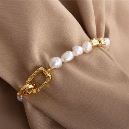 Chic Bracelet，14k Gold Plating，Made of Freshwater Pearl，Match Daily Clothing，Party Accessories，Casual Date Decoration，No Box