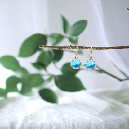 a Pair14K Gold-Plated Aquamarine Pendant Earrings，Glass Mosaic，Copper，Country Party Style，Suitable for Christmas、Wedding、Bridesmaid and Birthday Gift，Jewelry Suitable for All Seasons