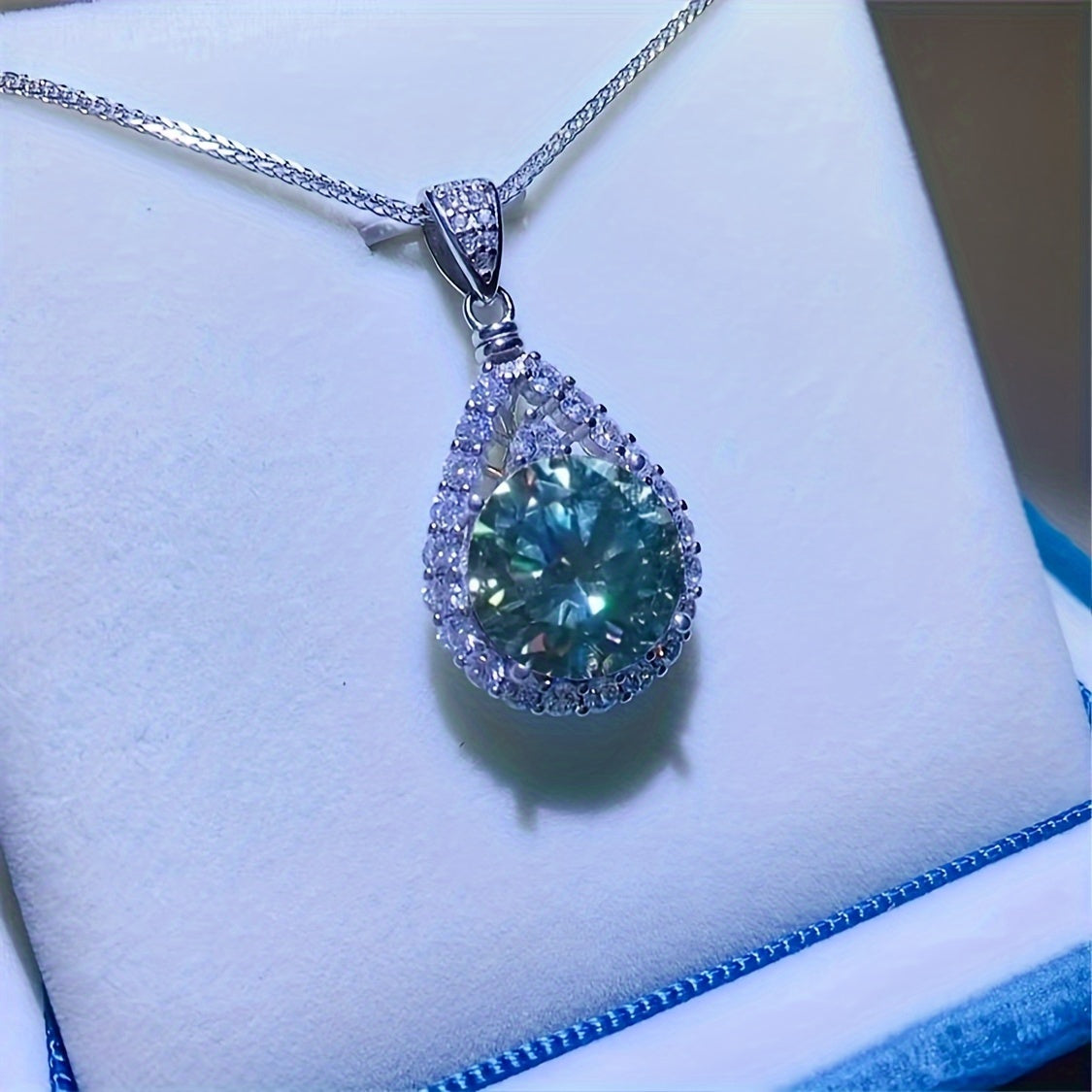 1 Luxury Pieces 18K Gold Plating S925 Silver Necklace，With Blue Water Drop Shape Moissanite Pendant，10-20 Carat - Elegant Engagement and Wedding Gifts，Couple Necklace，Moissanite，Engagement and Wedding Gifts